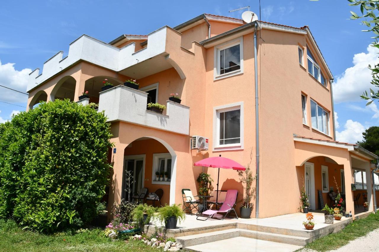Apartmani Joja Біоград-на-Мору Екстер'єр фото