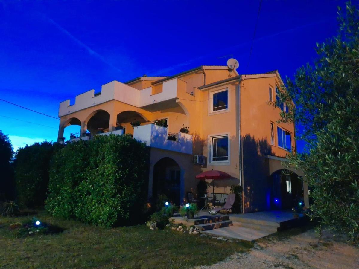 Apartmani Joja Біоград-на-Мору Екстер'єр фото