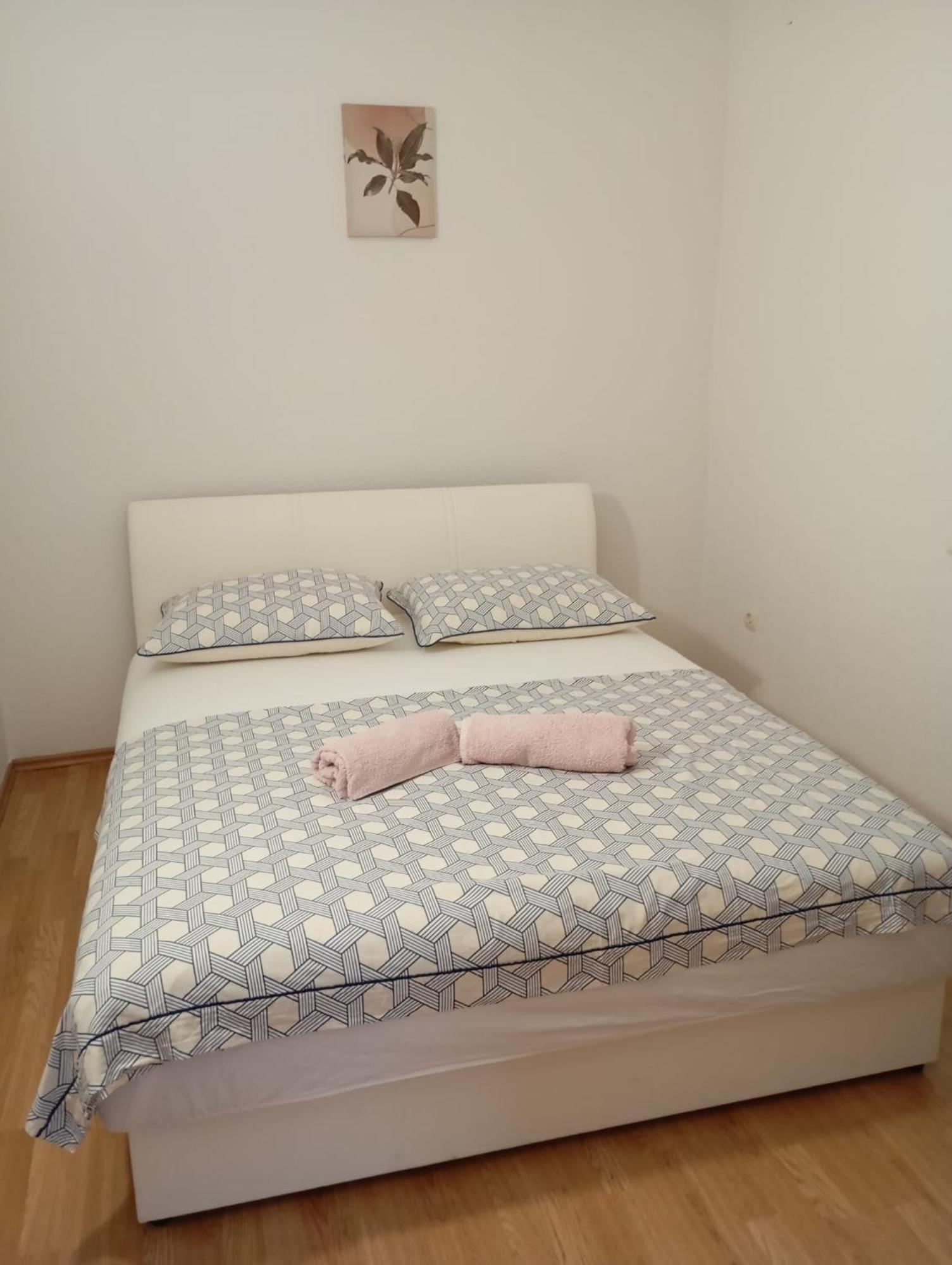 Apartmani Joja Біоград-на-Мору Екстер'єр фото